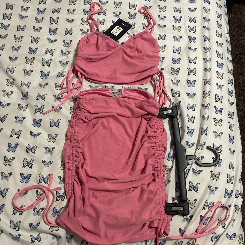 brand new super cute skirt set